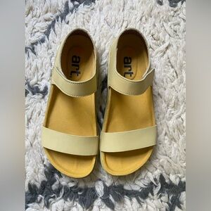 ART sandals in wheat color NWOT, size 40